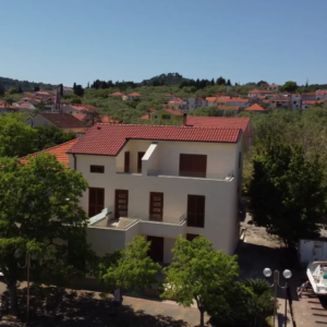 jedinecne-apartmany-v-historickej-vile-poljana-ostrov-ugljan-jedinecne-apartmany-v-historickej-vile-poljana-ostrov-ugljan-6